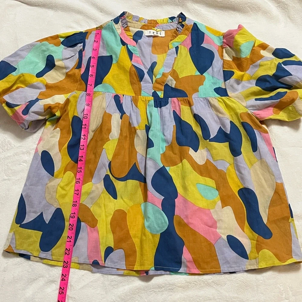 THML Multicolor Abstract Women's Blouse - Picture 7 of 11